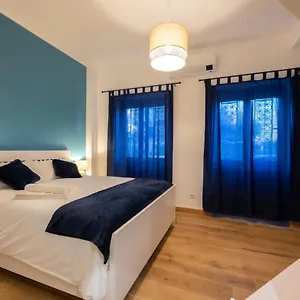 Bed & Breakfast Across The